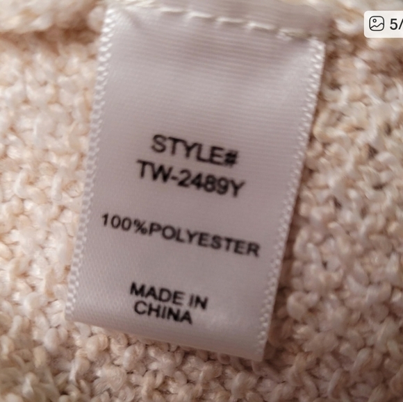 Zenana Outfitters Cream V-Neck Short Sleeve Waffle Knit Sweater - Picture 5 of 7